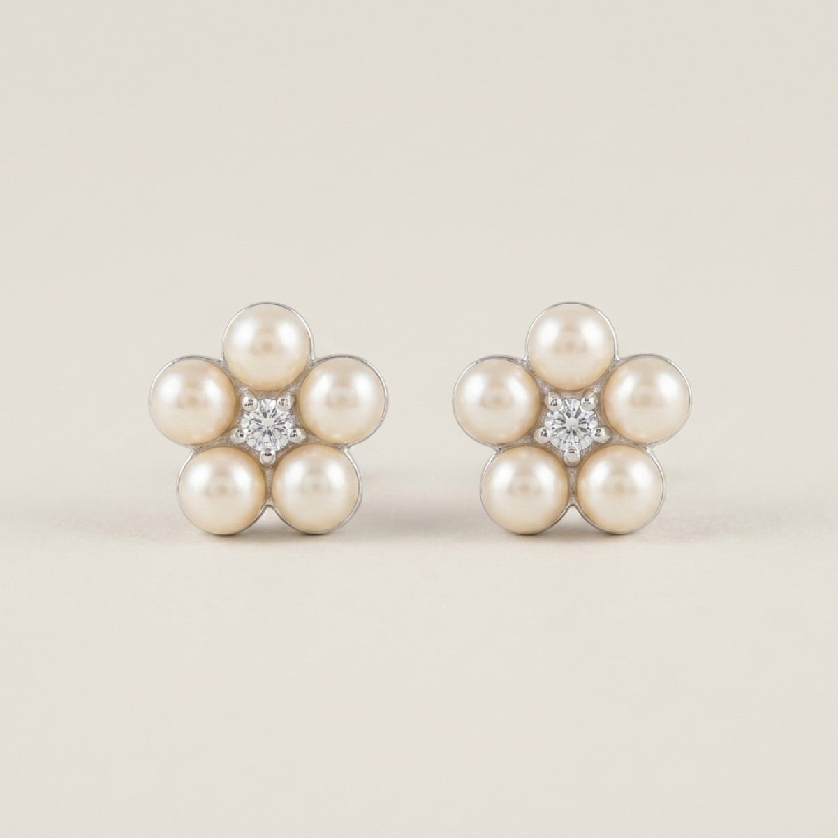 Pearl Cluster Studs